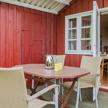 Bedstefars Lille Skovhus بيت للعطل *