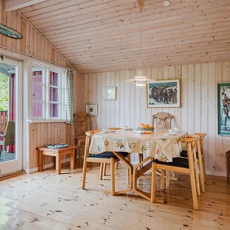 Bedstefars Lille Skovhus *