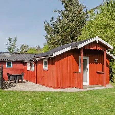 Bedstefars Lille Skovhus 约灵