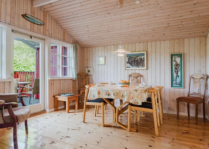 Bedstefars Lille Skovhus *